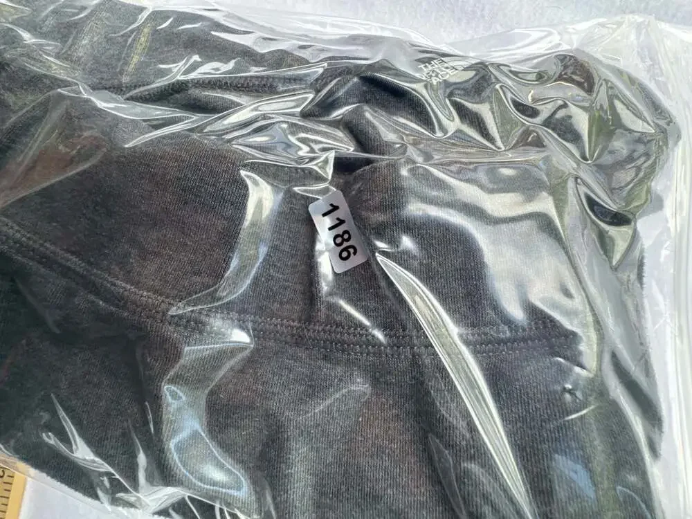 The North Face Men's Heathered Gray Fleece Jogger Sweatpants